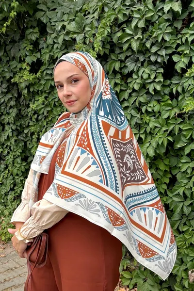 Bej & Kahverengi Zümra Desen Pamuk Vual Şal · Bej