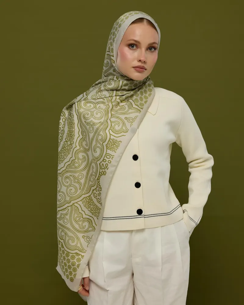 Beyaz Işık & Altın Zeytin Bala Hatun Desen Şal - 40