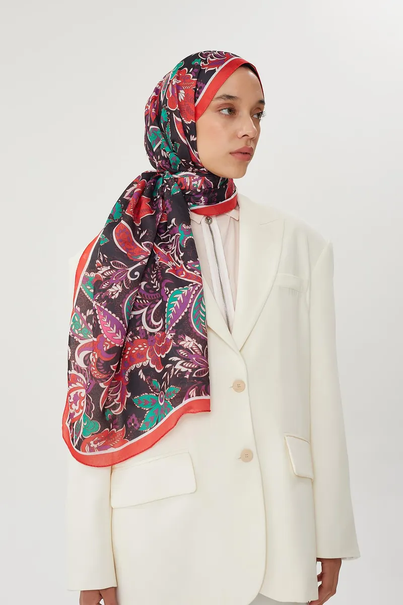 Bordo & Siyah Retro Desen Şal · görsel 3