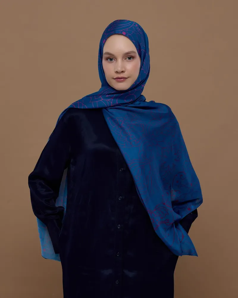 Çini Mavisi & Şakayık Pembesi Efsunlu Desen Şal - 05