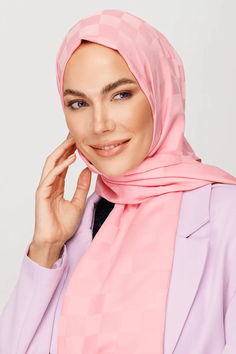 Şeker Pembe Dama Desen İpeksi Jakar Şal · görsel 2