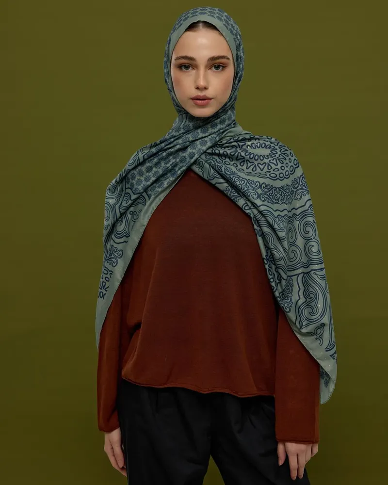 Duman & Lacivert Bala Hatun Desen Şal - 70