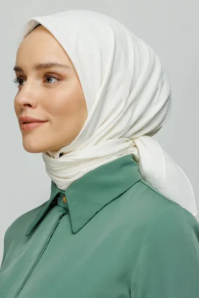 Ekru Bambu Eşarp · Ekru