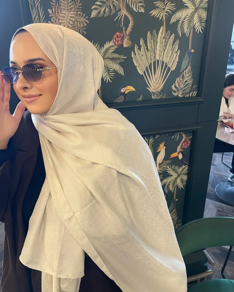 Ekru Luxe Desen Jakar Şal