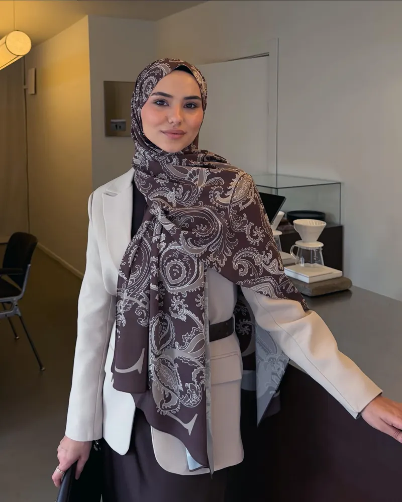 Eslem'in Acı Kahve Deva Desen Pamuk Vual Şal Tercihi