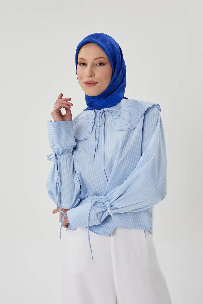 Saks Mavisi F Desen Parlak Jakar Eşarp