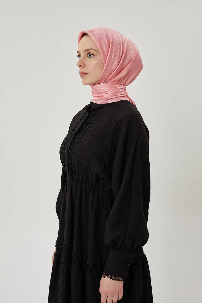 Şeker Pembe F Desen Parlak Jakar Eşarp