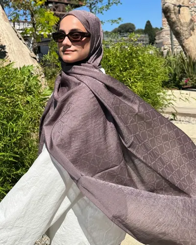 Fil Dişi Imannoor Matris Desen Pamuk Jakar Şal · Fil Dişi Imannoor