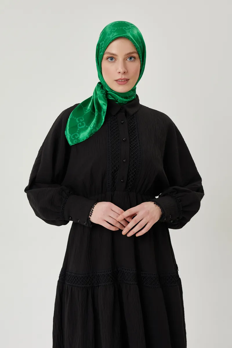 Benetton G Desen Parlak Jakar Eşarp