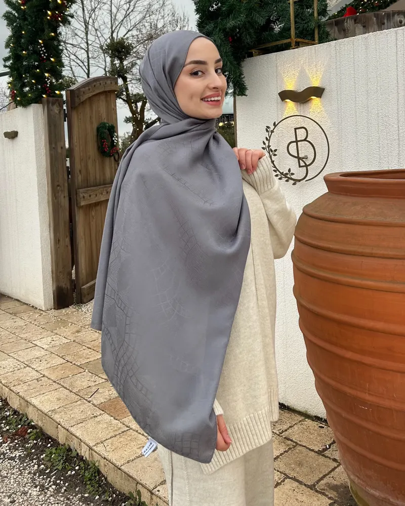 Gri Döngü Desen Jakar Şal