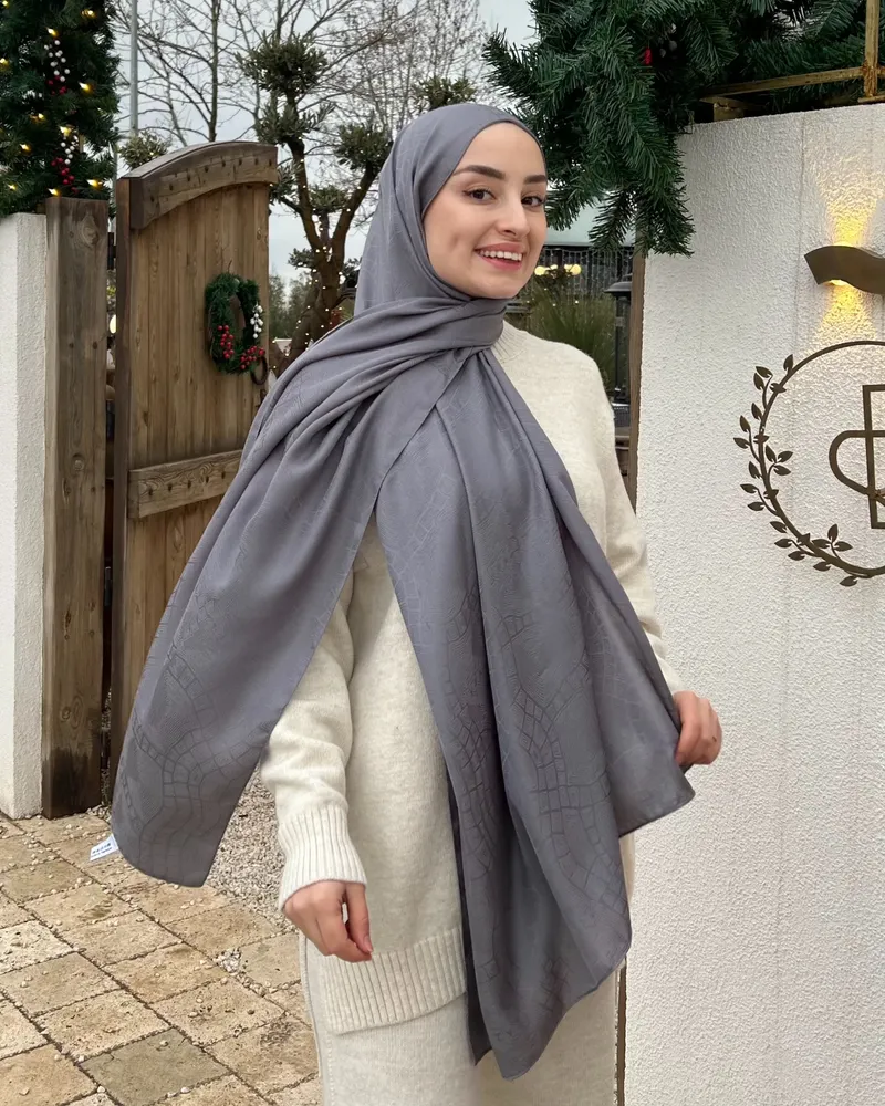 Gri Döngü Desen Jakar Şal · görsel 2