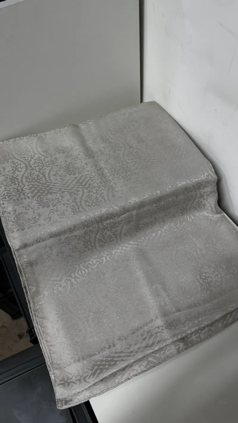 Gümüş Lavin Desen Jakar Şal