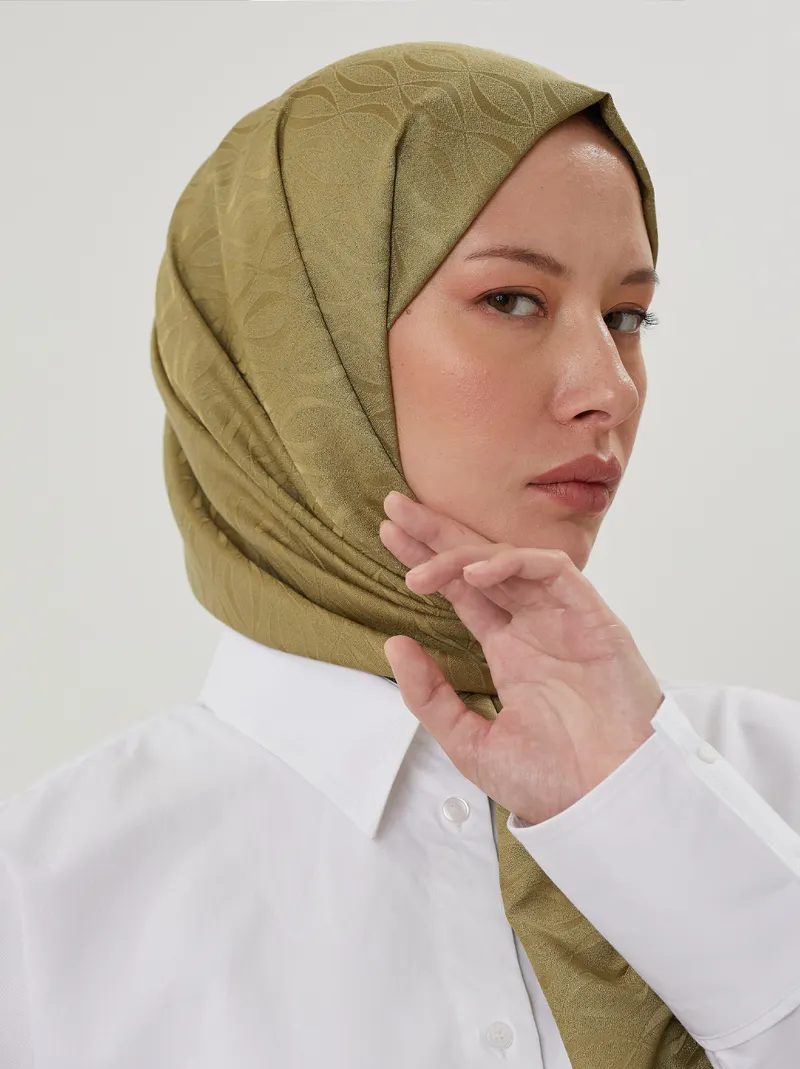 Haki Shine Desen Jakar Şal