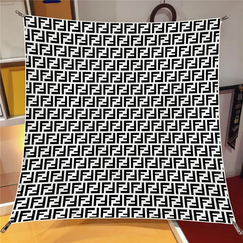 İthal Beyaz F Desen Twill İpek Eşarp
