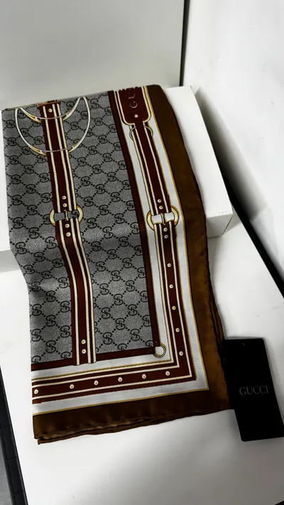 İthal Kahverengi & Gri G Belt Desen Twill İpek Eşarp · Kahverengi