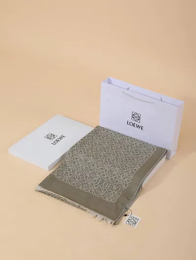 İthal Koyu Vizon L Desen Yün İpek Şal · Koyu Vizon
