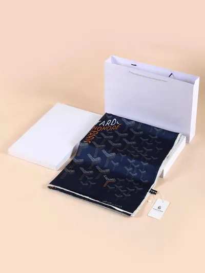 Lacivert