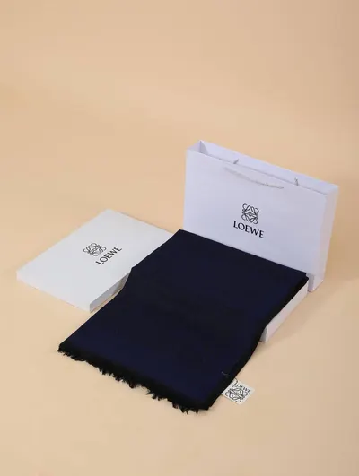 İthal Lacivert L Desen Yün İpek Şal · Lacivert