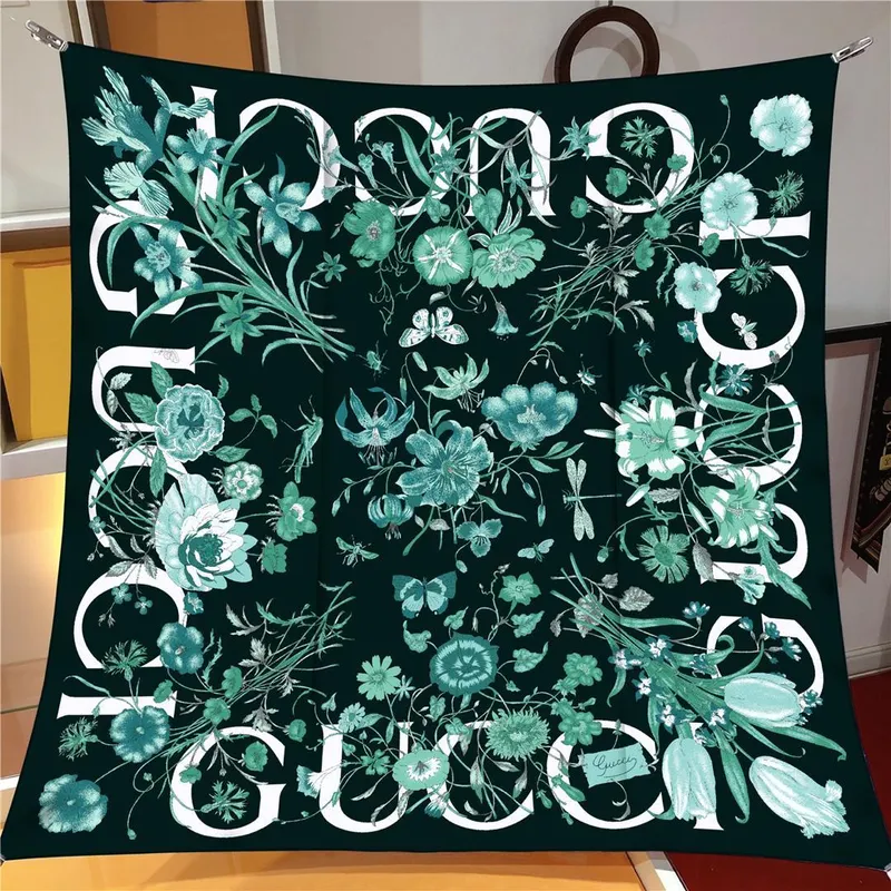 İthal Mint G Flower Desen Twill İpek Eşarp