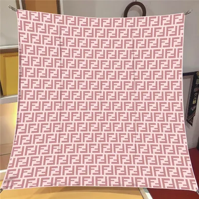 İthal Şeker Pembe F Desen Twill İpek Eşarp · Şeker Pembe