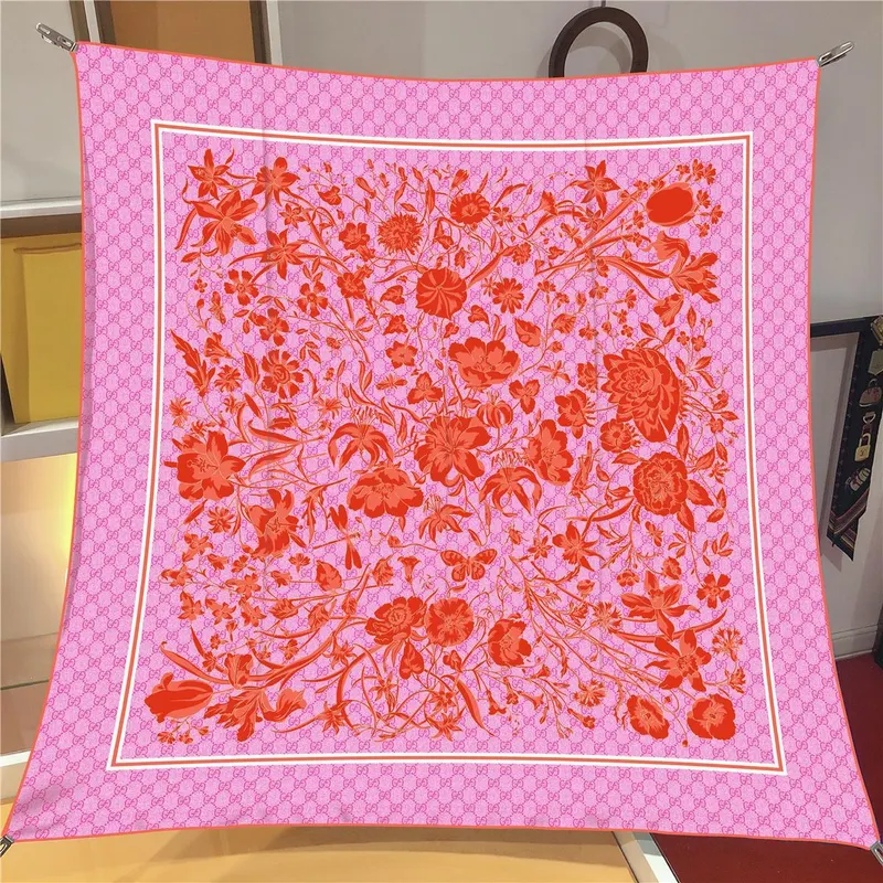 İthal Şeker Pembe G Line Desen Twill İpek Eşarp