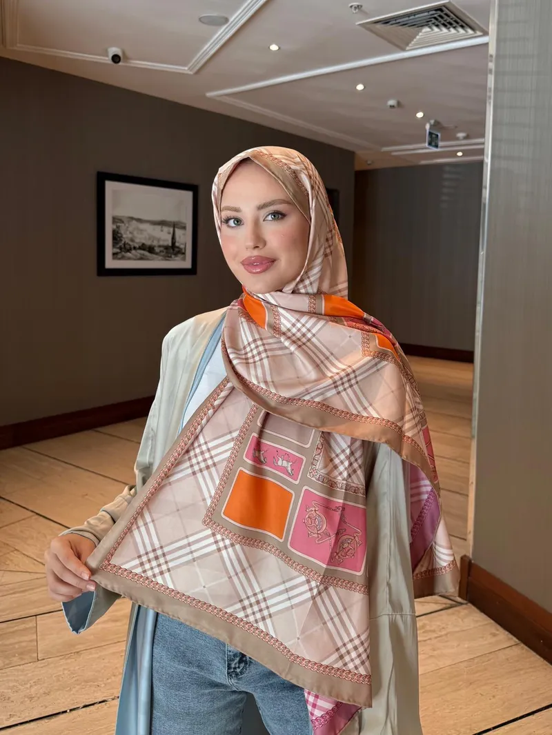 İthal Şeker Pembe & Pudra B Desen Twill İpek Şal