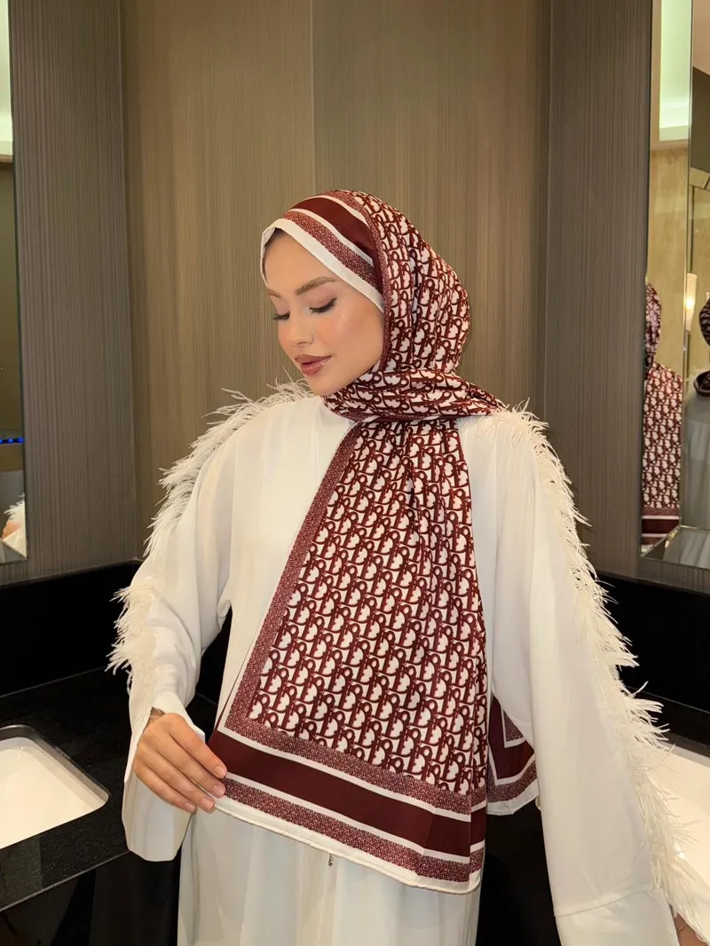 İthal Siyah & Kırmızı CD Desen Twill İpek Şal