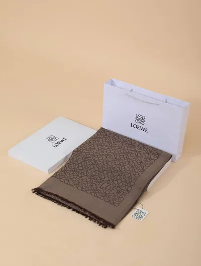 İthal Tozlu Kahve L Desen Yün İpek Şal · Tozlu Kahve