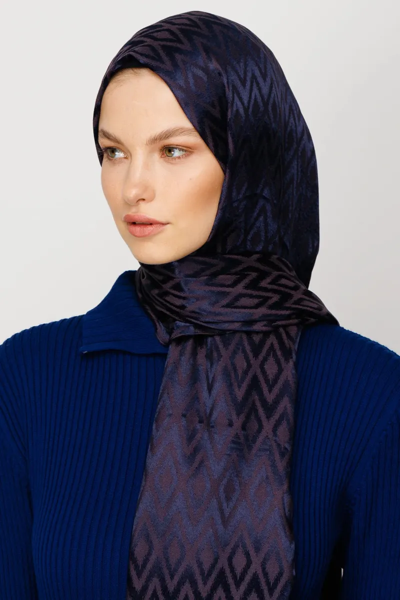 Lacivert Karo Desen Parlak Jakar Şal · görsel 2