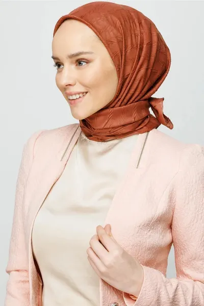 Kızıl Kahve Piliseli Bambu Eşarp · Kızıl Kahve