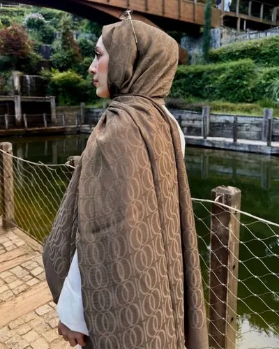 Koyu Vizon Imannoor Aura Desen Pamuk Jakar Şal · Koyu Vizon Imannoor