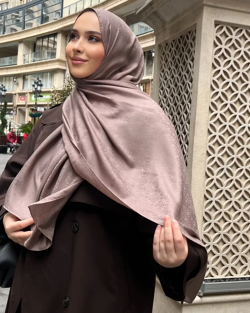 Koyu Vizon Luxe Desen Jakar Şal · görsel 2