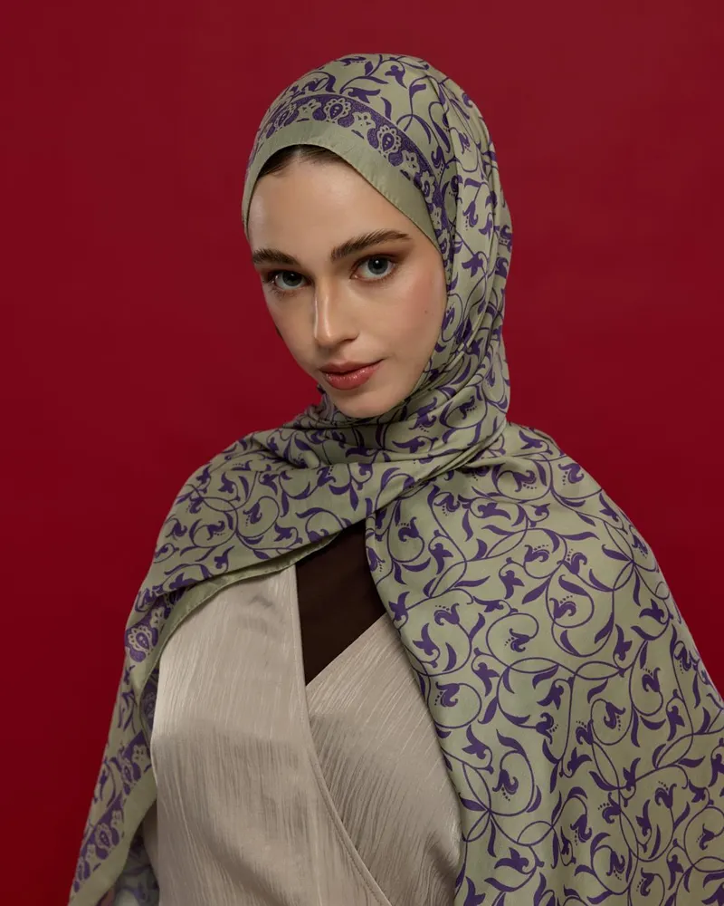 Krem Zencefil & Menekşe Lale Bahçesi Desen Şal - 04