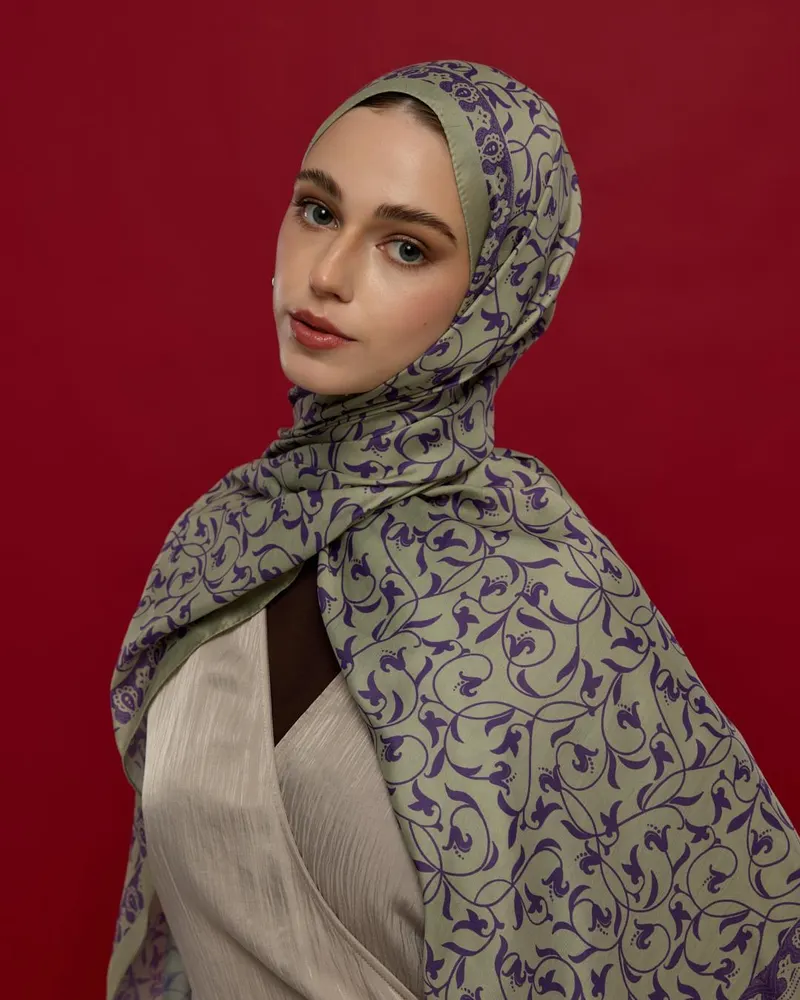 Krem Zencefil & Menekşe Lale Bahçesi Desen Şal - 04