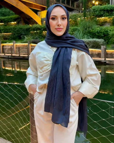 Lacivert Imannoor