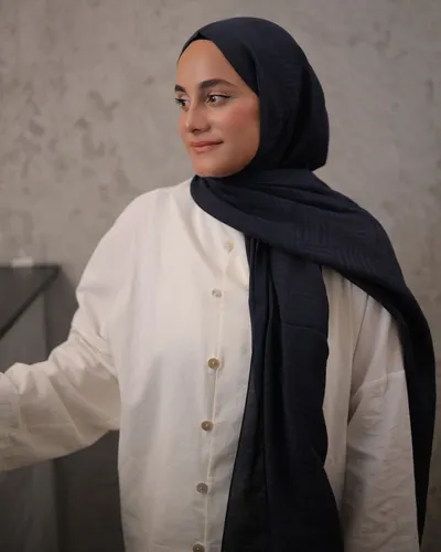 Lacivert Imannoor