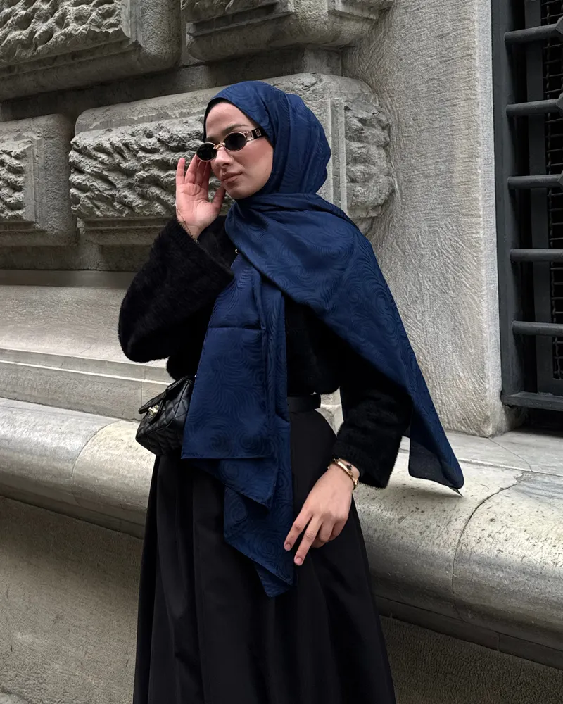 Lacivert Revan Desen Jakar Şal