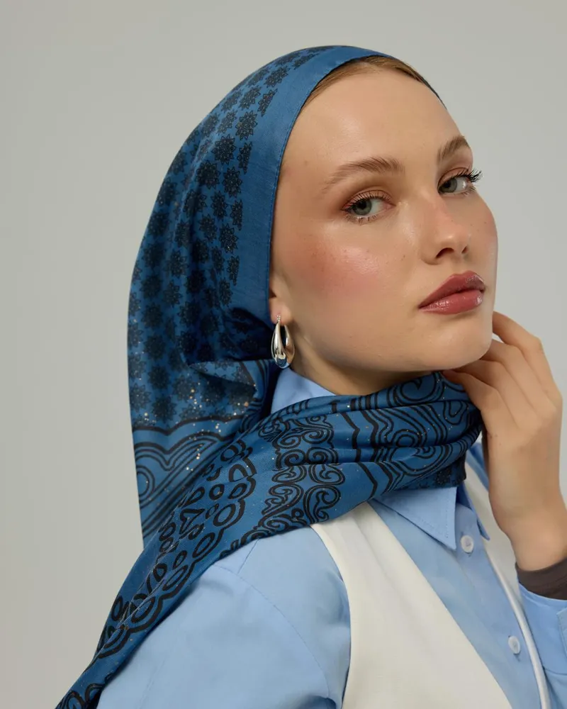 Mavi & Gece Bala Hatun Desen Şal - 62