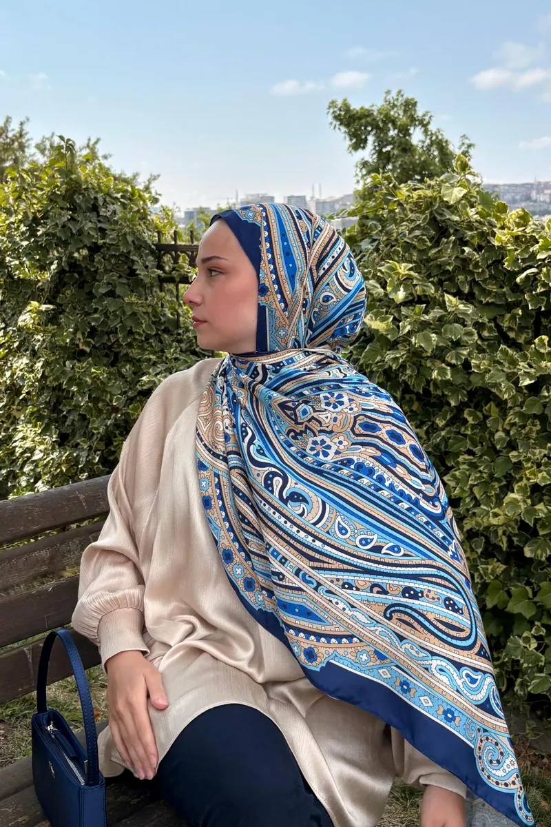 Mavi Zeren Desen İpeksi Şal · görsel 3