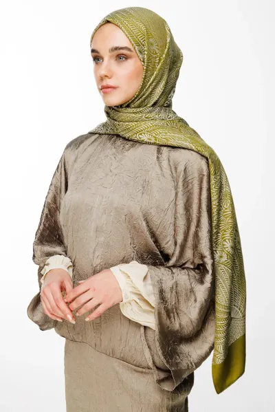 Yağ Yeşili-Ekru