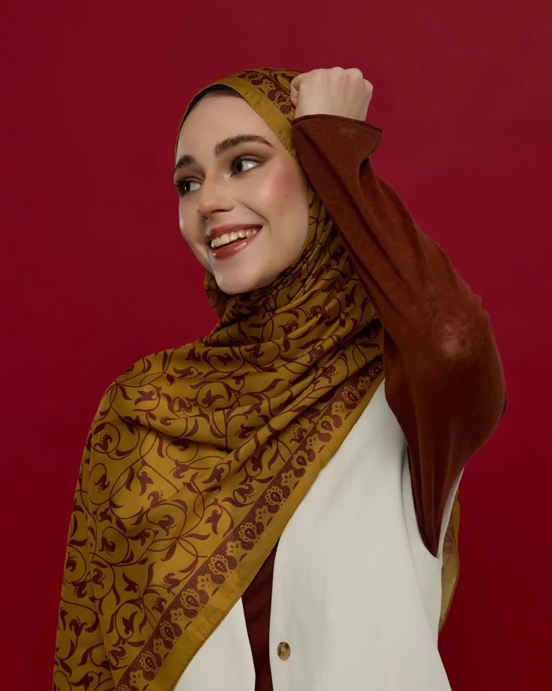 Saf Altın & Tarçın Rüzgarı Lale Bahçesi Desen Şal - 32