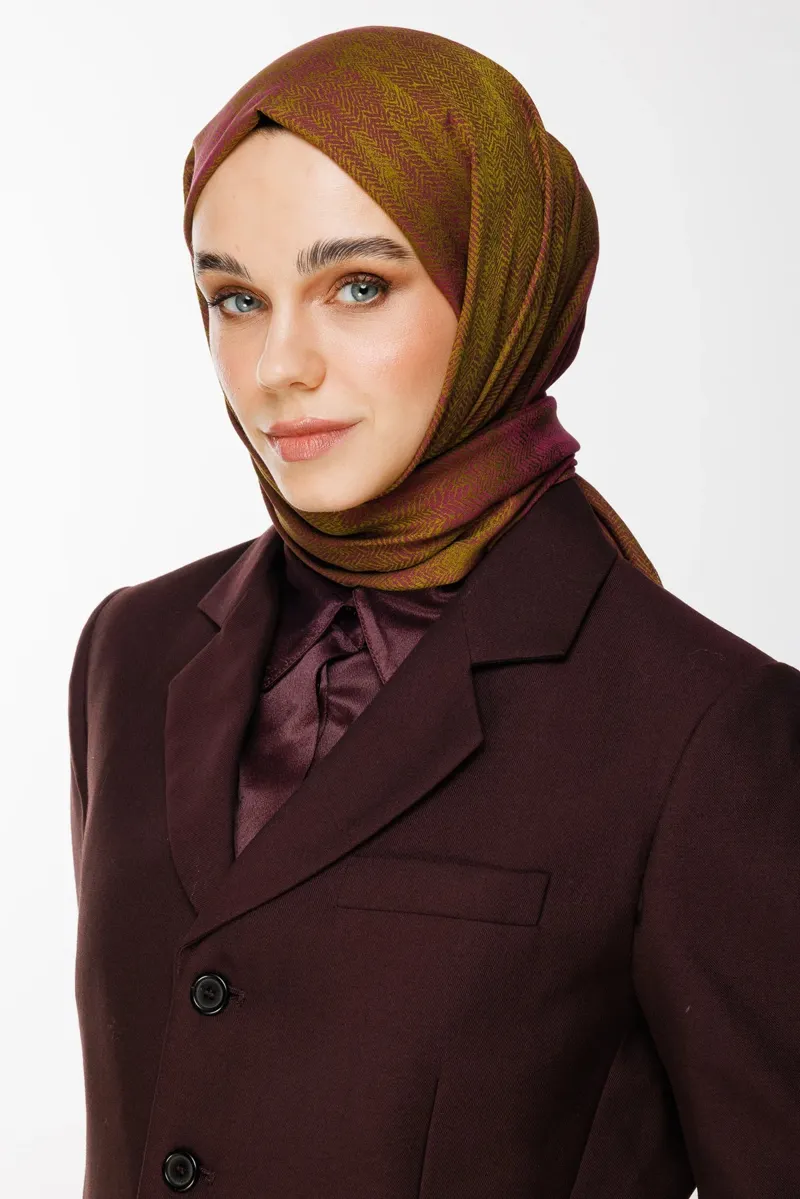 Yağ Yeşili-Mürdüm Sahra Desen Çift Taraflı Şal · görsel 3