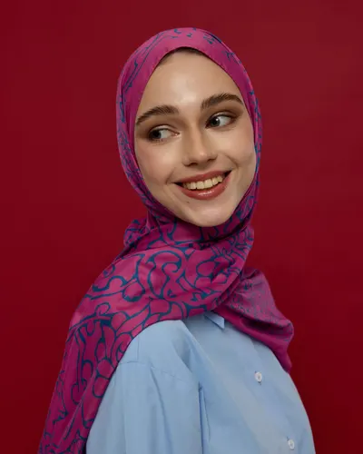 Şakayık Pembesi