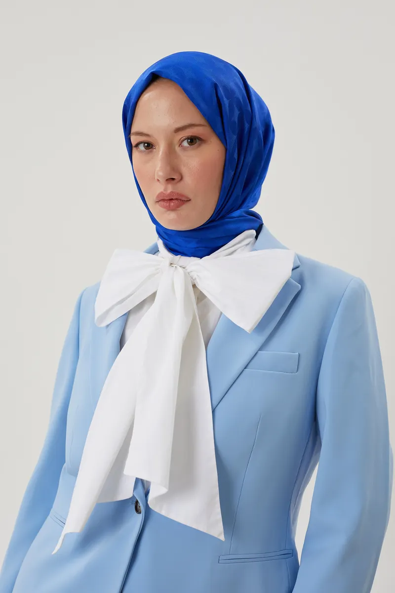 Saks Mavisi Rise Desen Jakar Şal · görsel 3