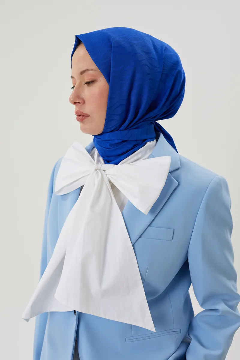 Saks Mavisi Shine Desen Jakar Şal · görsel 4