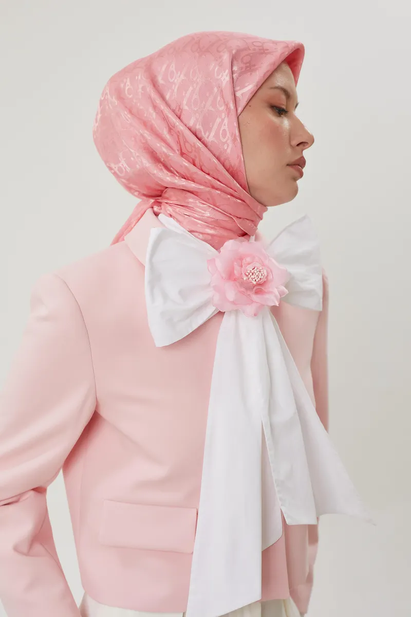 Şeker Pembe D Desen Parlak Jakar Eşarp