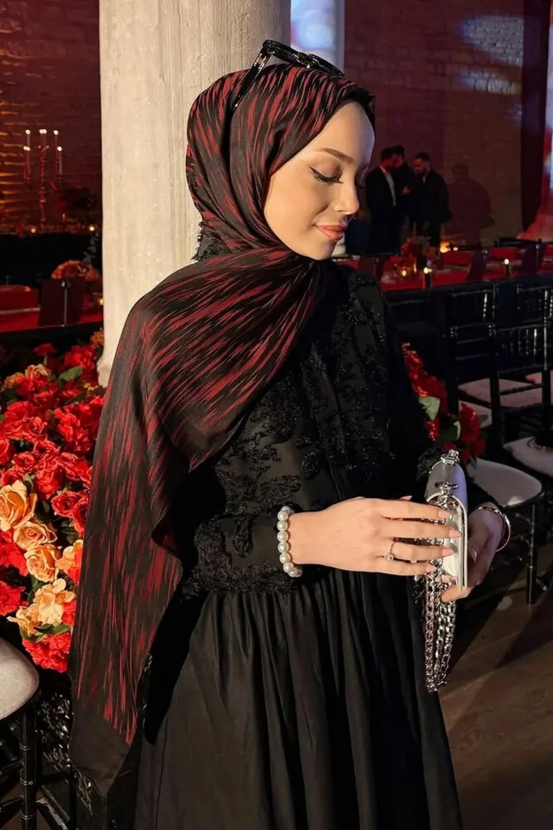 Siyah-Bordo Selis Desen Çift Taraflı Şal