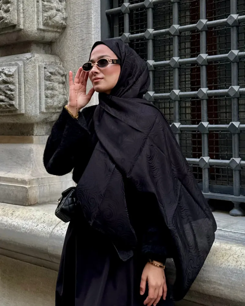 Siyah Revan Desen Jakar Şal · görsel 2