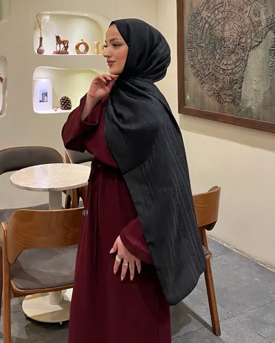 Siyah