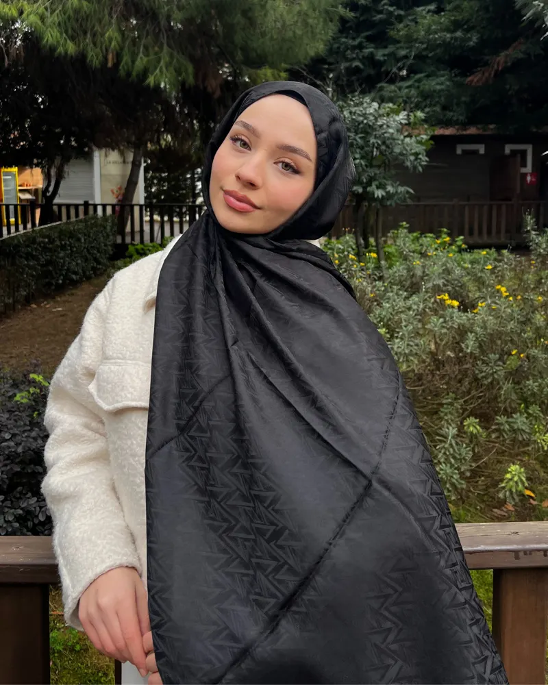 Siyah Triya Desen Jakar Şal